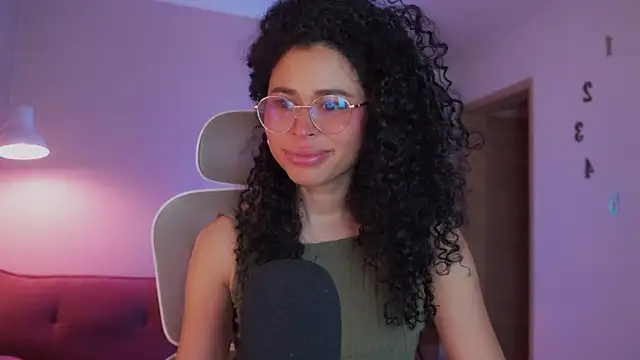 GabriSaenz online show from January 31, 11:56 pm