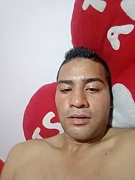Snapshot of EISONREINA11 chatting on June 9, 2:23 am EISONREINA11 online show from June 9, 2:23 am
