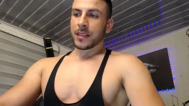 bayronfit online show from May 8, 12:58 am
