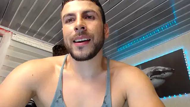 bayronfit online show from May 25, 12:43 am