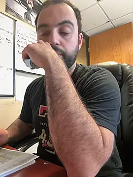 Jonnybigccookk69 online show from June 12, 7:00 pm