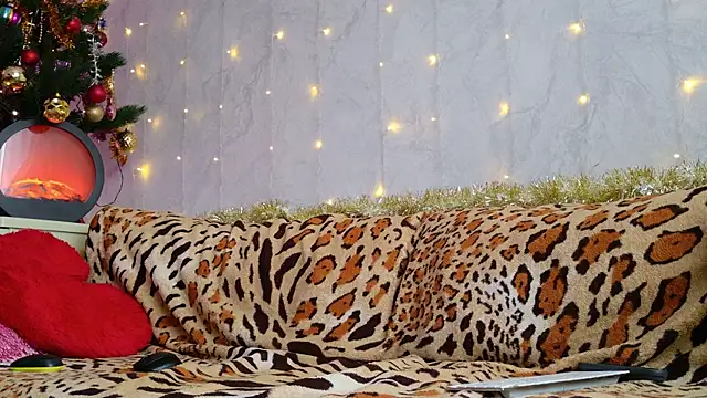 Simabigsmile online show from December 2, 8:05 am