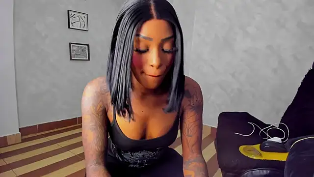 Emattaylor online show from December 20, 10:40 am