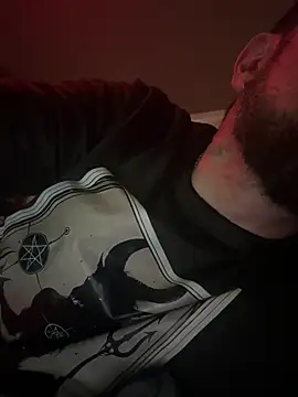 Snapshot of htk1975 chatting on February 11, 4:07 pm htk1975 online show from February 11, 4:07 pm