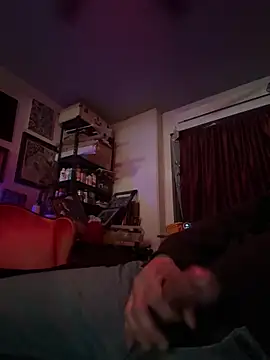 Snapshot of htk1975 chatting on February 2, 8:02 am htk1975 online show from February 2, 8:02 am