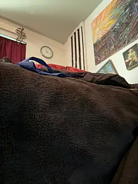 Snapshot of htk1975 chatting on January 31, 7:23 pm htk1975 online show from January 31, 7:23 pm