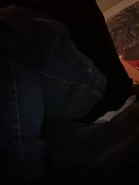 Snapshot of htk1975 chatting on January 17, 9:18 pm htk1975 online show from January 17, 9:18 pm