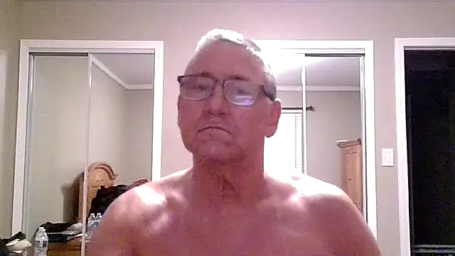 Snapshot of takeitall101 chatting on December 14, 9:59 am takeitall101 online show from December 14, 9:59 am