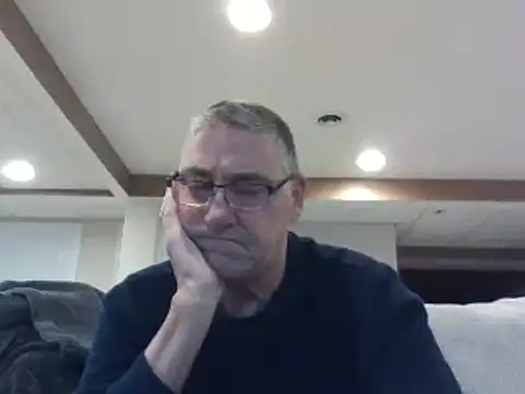 takeitall101 online show from December 8, 4:07 pm