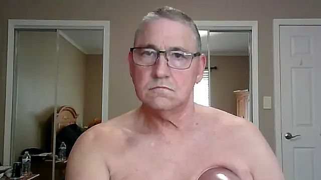 Snapshot of takeitall101 chatting on November 14, 1:48 pm takeitall101 online show from November 14, 1:48 pm