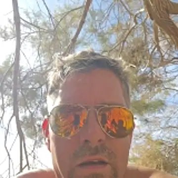 Trucker Hunter online show from April 3, 4:24 pm