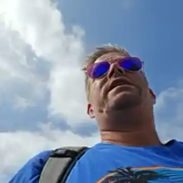 Trucker Hunter online show from October 19, 12:52 pm