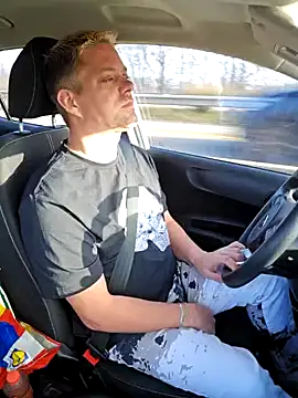 Trucker Hunter online show from January 19, 12:06 pm