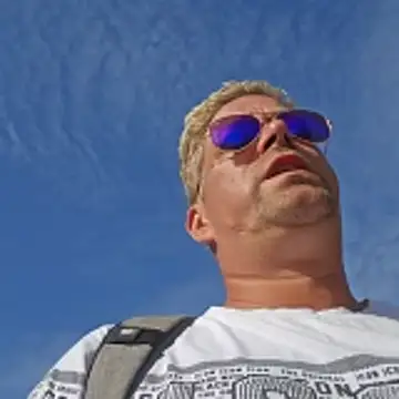 Trucker Hunter online show from October 27, 4:08 pm