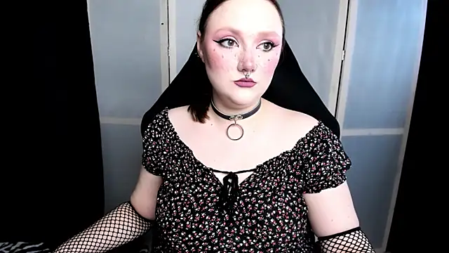 Snapshot of YourDyingBride chatting on November 8, 2:37 am YourDyingBride online show from November 8, 2:37 am