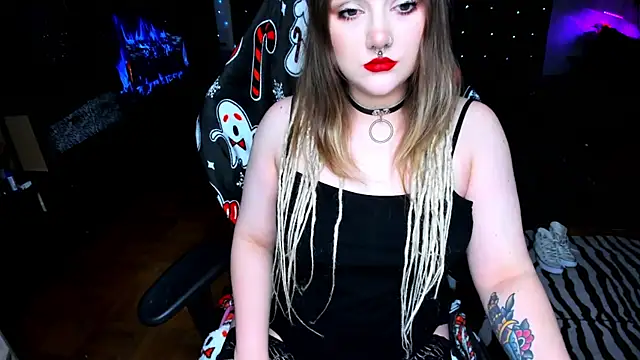 Snapshot of YourDyingBride chatting on January 20, 2:57 pm YourDyingBride online show from January 20, 2:57 pm