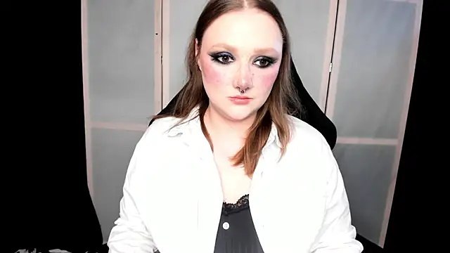 Snapshot of YourDyingBride chatting on December 17, 11:21 pm YourDyingBride online show from December 17, 11:21 pm