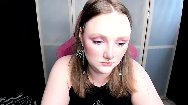 Snapshot of YourDyingBride chatting on October 22, 11:25 pm YourDyingBride online show from October 22, 11:25 pm