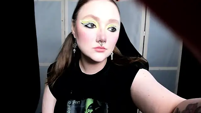 Snapshot of YourDyingBride chatting on November 20, 5:08 am YourDyingBride online show from November 20, 5:08 am