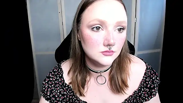 Snapshot of YourDyingBride chatting on November 16, 10:24 pm YourDyingBride online show from November 16, 10:24 pm