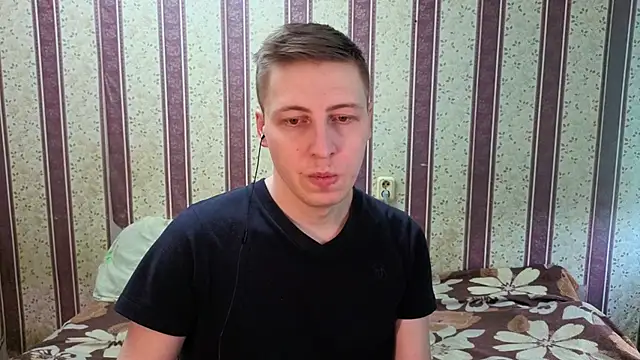 darienlarge online show from January 17, 9:57 am