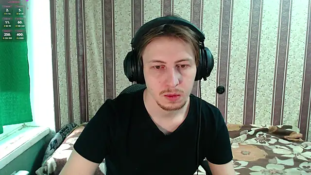 darienlarge online show from December 5, 10:36 am