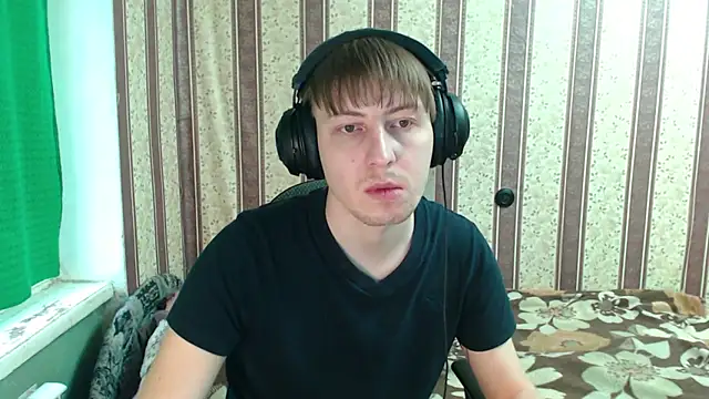 darienlarge online show from October 27, 11:44 am