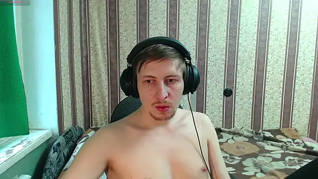 darienlarge online show from November 8, 9:24 am