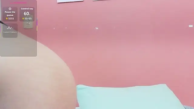 Snapshot of skinnyandcute chatting on October 29, 7:57 pm skinnyandcute online show from October 29, 7:57 pm