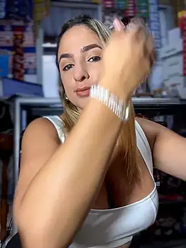 sammyqueenx21 online show from April 8, 11:22 am