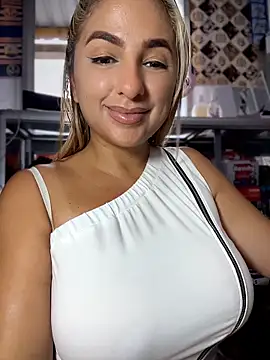 sammyqueenx21 online show from April 30, 8:57 pm