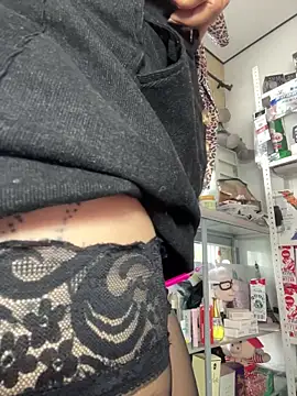 sammyqueenx21 online show from November 14, 1:37 pm