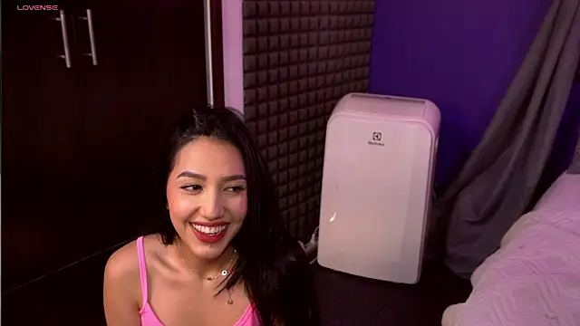 bull vixen2001 online show from April 29, 11:33 pm