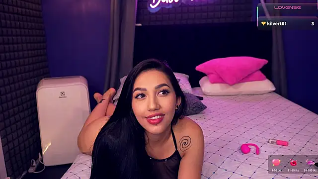 bull vixen2001 online show from November 28, 12:44 am