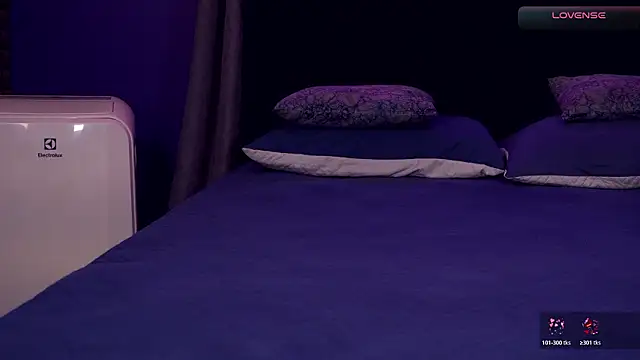 bull vixen2001 online show from March 25, 11:47 pm