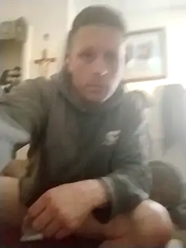 curiouscock38 online show from March 21, 6:18 pm