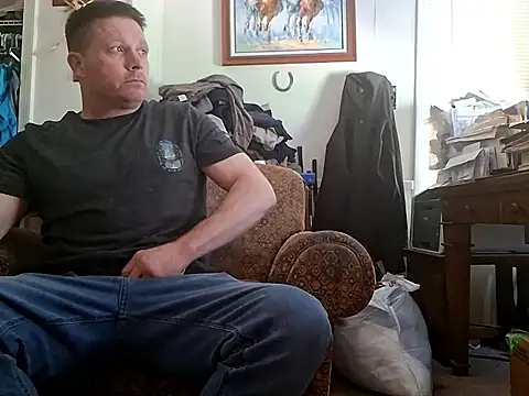 Snapshot of curiouscock38 chatting on May 3, 5:38 pm curiouscock38 online show from May 3, 5:38 pm