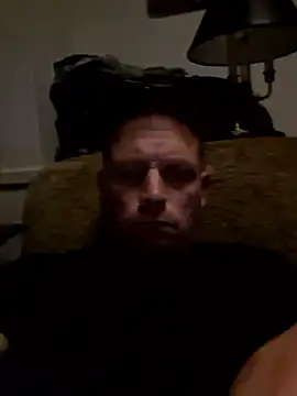 Snapshot of curiouscock38 chatting on March 11, 6:18 am curiouscock38 online show from March 11, 6:18 am