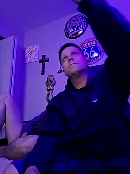 curiouscock38 online show from November 23, 6:45 am