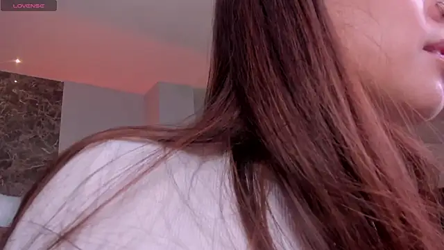 ErikaBenz  online show from June 11, 8:17 pm