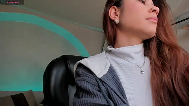 ErikaBenz  online show from October 25, 12:28 pm