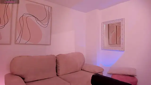 ErikaBenz  online show from October 13, 1:12 pm