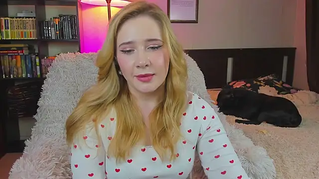 Lav Tender online show from September 21, 9:31 pm