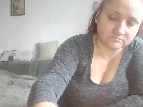 LaraXXX38 online show from March 4, 6:21 am