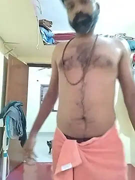 Snapshot of Indiaguy4u chatting on May 30, 1:17 pm Indiaguy4u online show from May 30, 1:17 pm