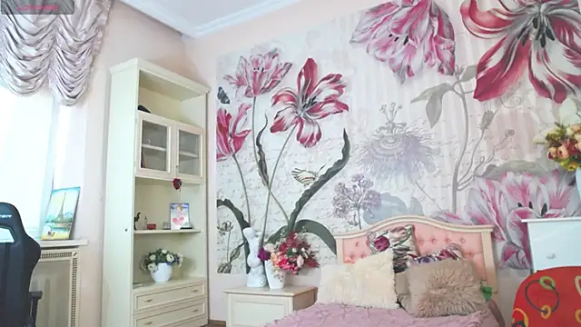 AliciaBow online show from March 26, 2:37 pm