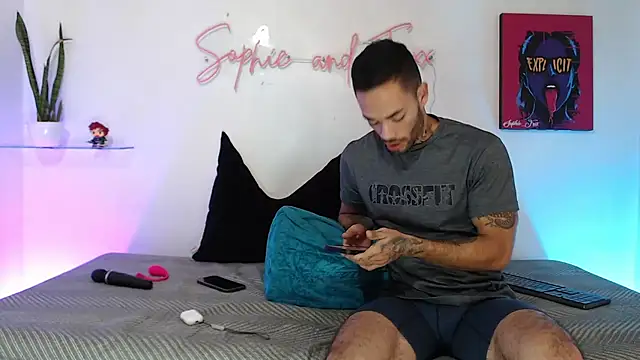 SophieFoxx17 online show from November 8, 12:14 am