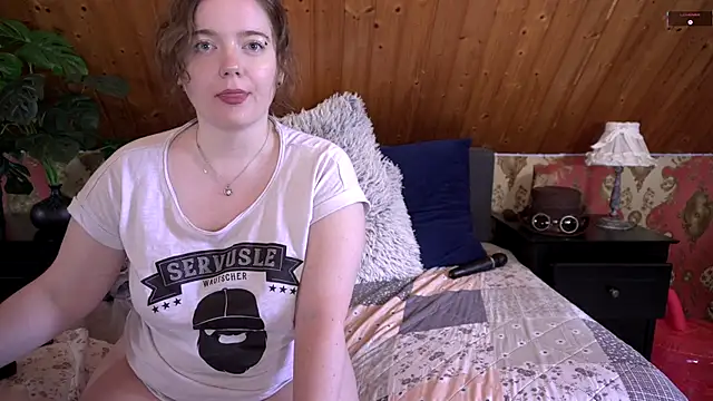 Snapshot of TessaWinter chatting on October 14, 2:28 pm TessaWinter online show from October 14, 2:28 pm