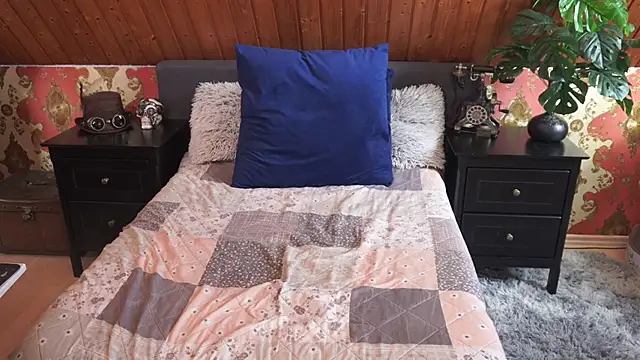 TessaWinter online show from March 29, 2:30 pm