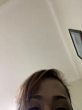 Snapshot of Sanieku chatting on February 17, 6:27 pm Sanieku online show from February 17, 6:27 pm